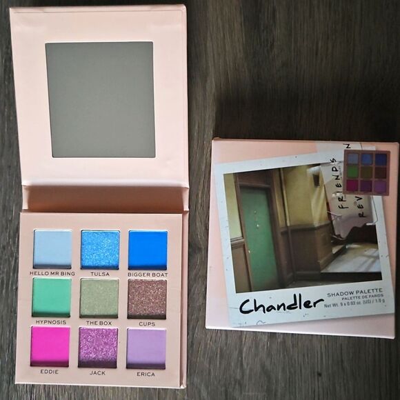 Revolution X Friends Chandler Eyeshadow Palette NEW IN BOX - Picture 3 of 10